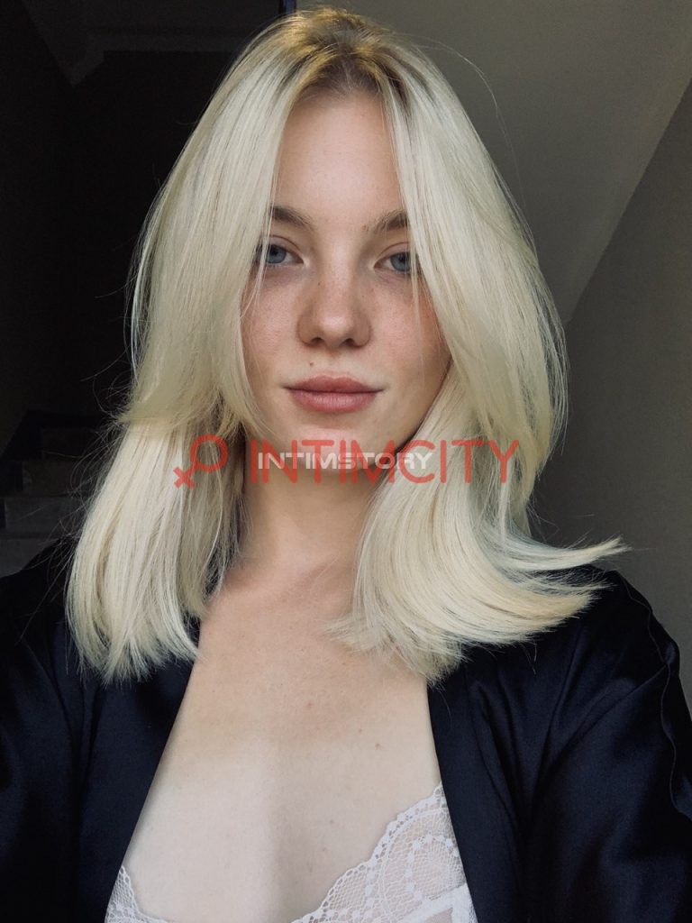 Элитная проститутка Адель IntimCity